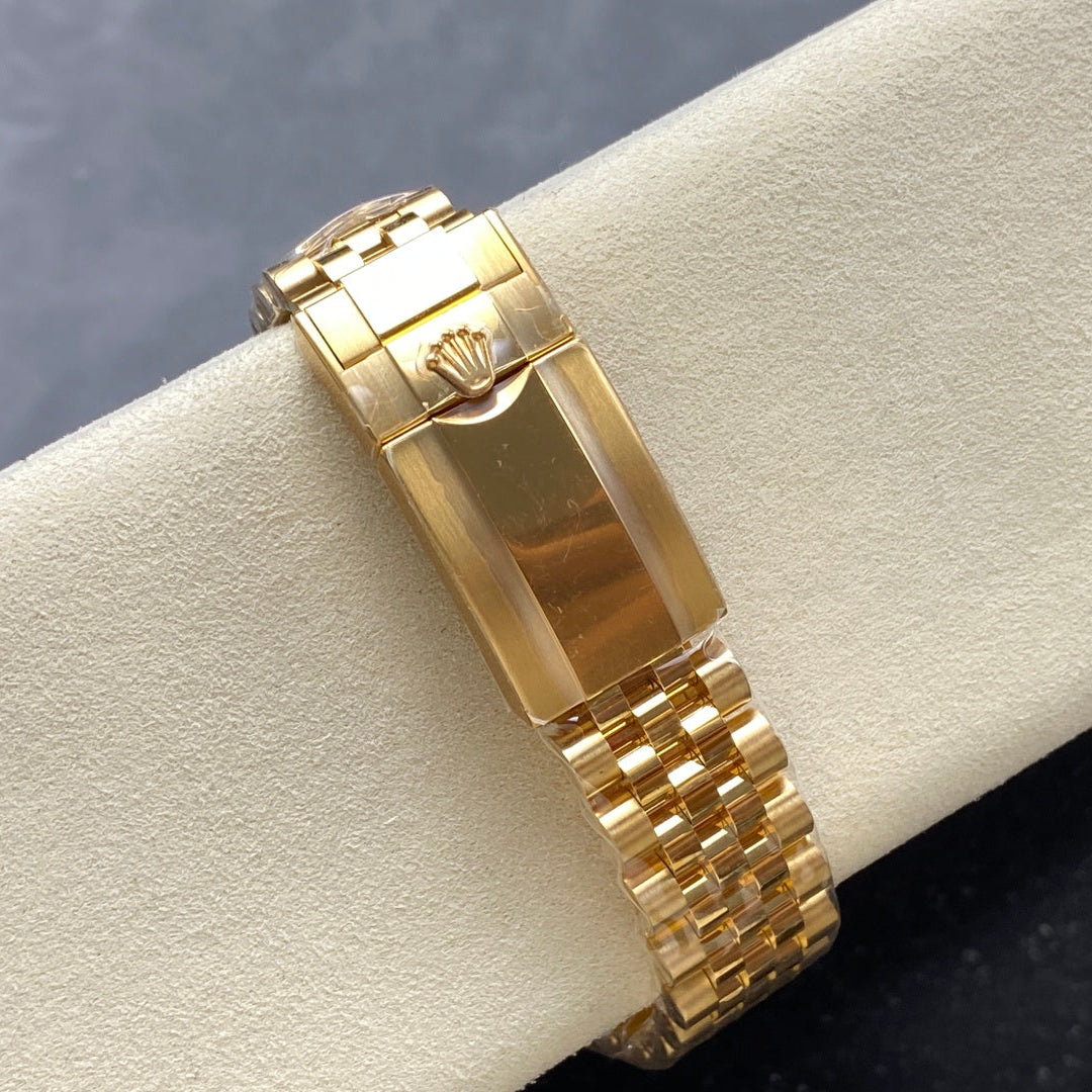 Rolex "GMT" 2025 Gold Root Beer Face