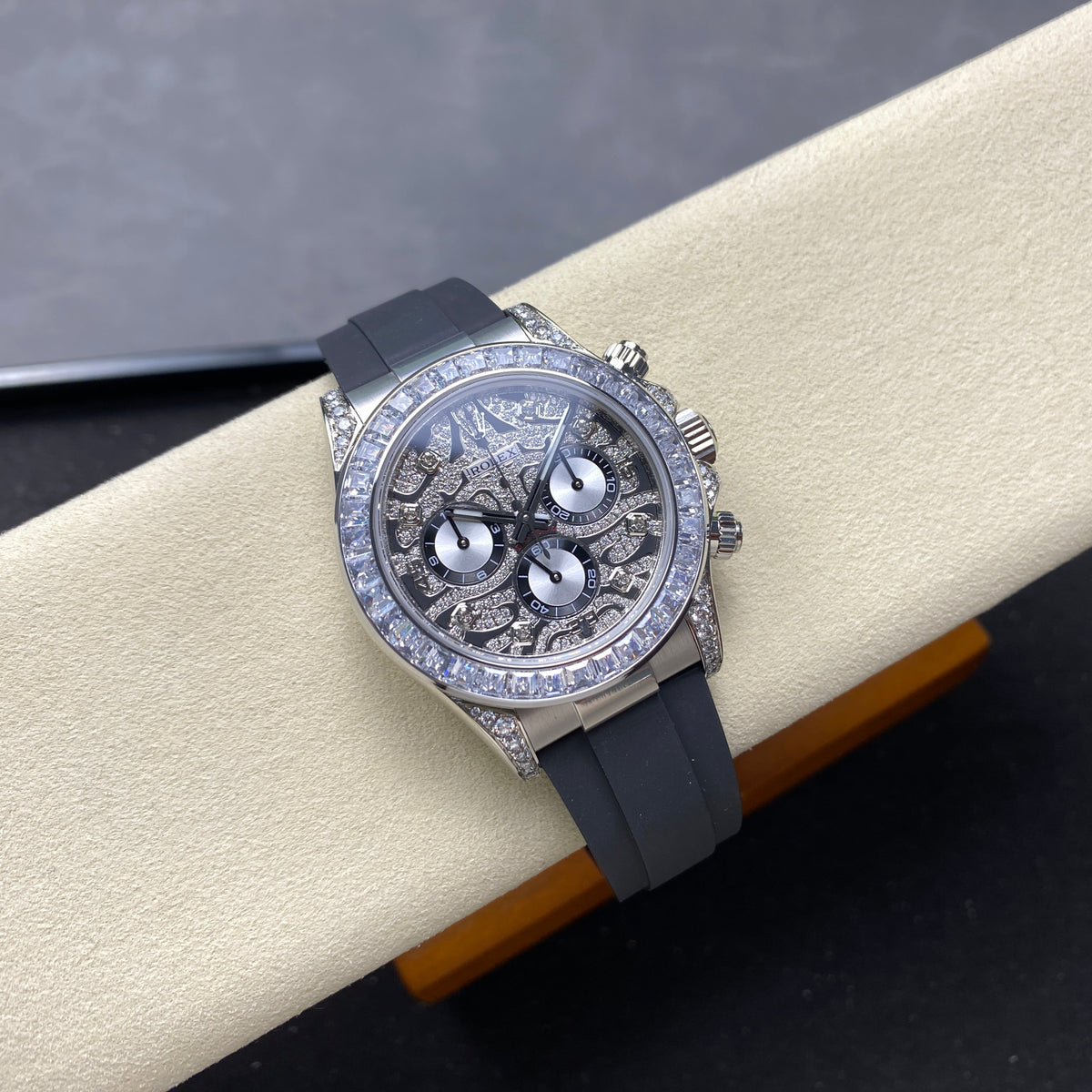 Rolex "Daytona" Custom with Diamonds