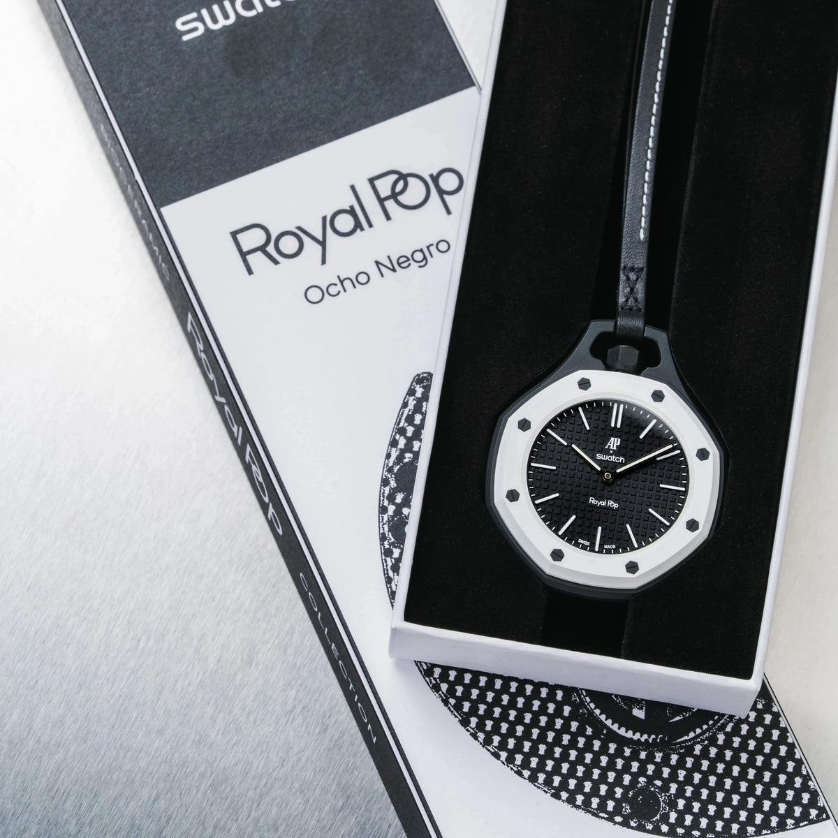 AP Swatch Royal Pop “Black White”