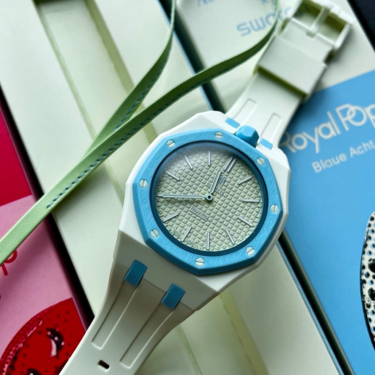 AP Swatch Royal Pop “Kiwi”