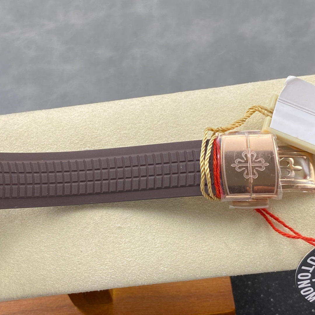 Patek Philippe Aquanaut Travel Time Diamond Bezel