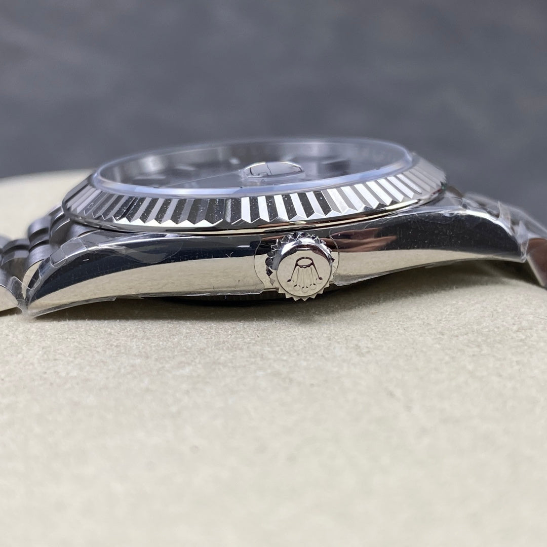 Rolex "Date Just Silver Diamond Dial