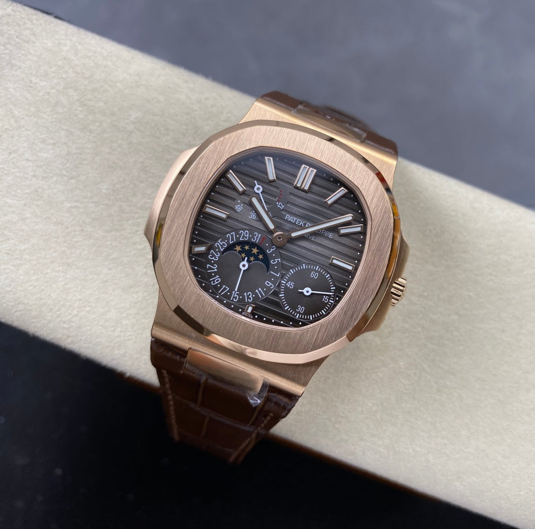 Patek Philippe Nautilus 5712 Rose Correa Cuero