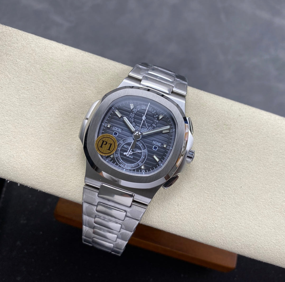 Patek Philippe Nautilus 5990 Silver