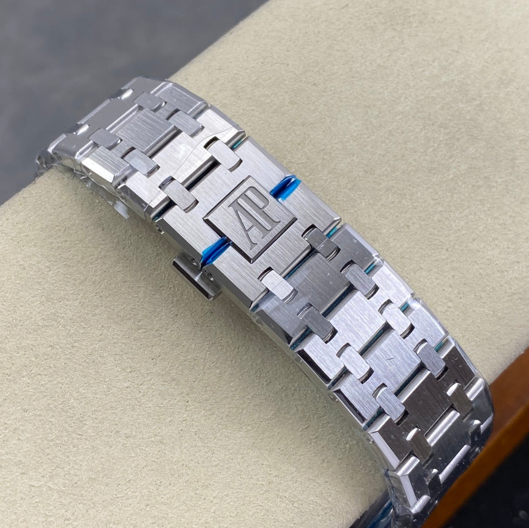 Audemars Piguet Royal Oak Silver Green Dial