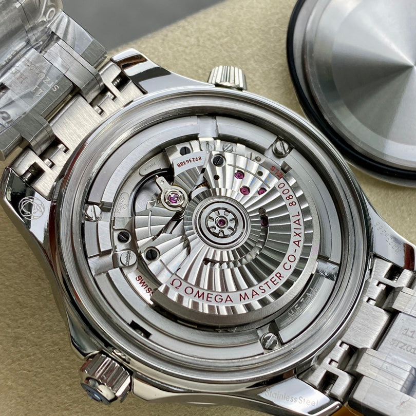 Omega Speed Master Ocean Dial